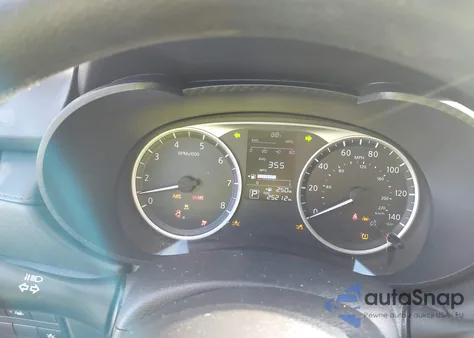 2024 Nissan Versa 1.6 S z USA, uszkodzony, nr VIN 3N1CN8DV7RL868907